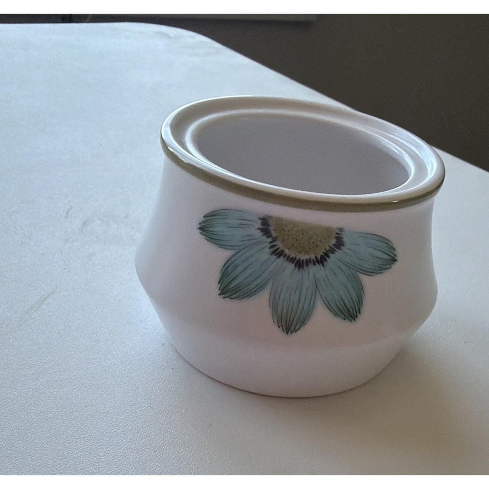 Noritake Progression Up-sa Daisy Sugar Bowl Blue‎ Flower Green Band *No lid - Picture 4 of 4